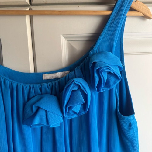 Ysatis blue dress with straps and floral decorations like new, size 3