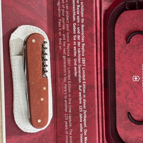 Victorinox collectible numbered pocket knife new in original box