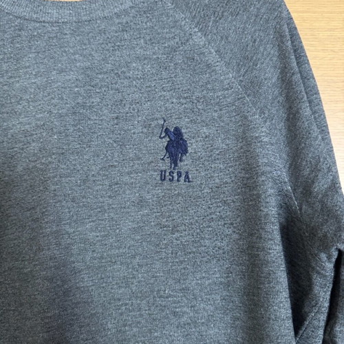 Polo assn medium gray, like new