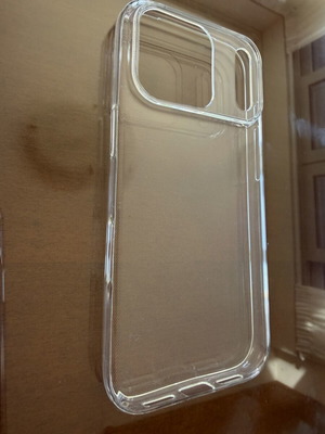 Slim transparent case for iPhone 17 Pro new