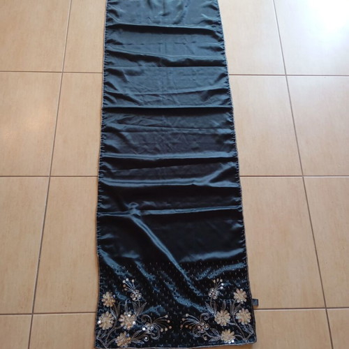 Tie Rack evening scarf satin black embroidered with beads and sequins like new