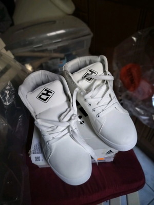 Men's casual white boots new, unused size 42