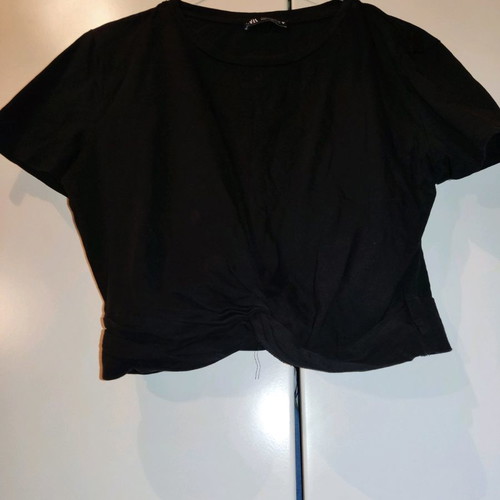 Blouses used, pack of 8, sizes M and L