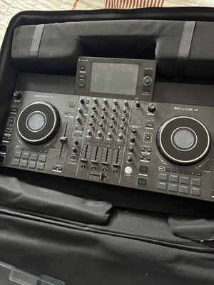 Denon SC Live 4 κονσόλα DJ σαν καινούργιο με τσάντα και κάλυμμα
