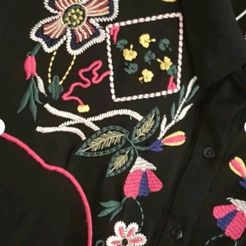 Zara shirt with embroidery like new, size M, black