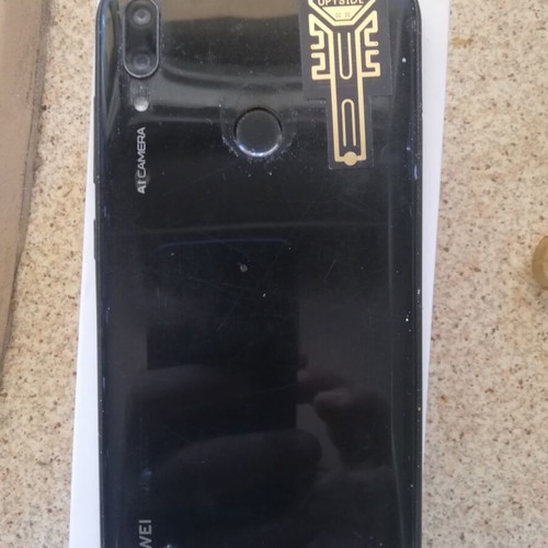 Huawei Y 19 smartphone like new