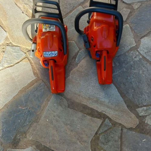 Hosbarna chainsaws like new, set of two