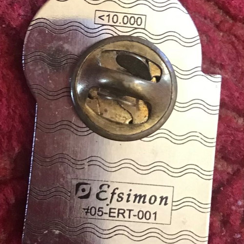 Pin 2004 ERT like new