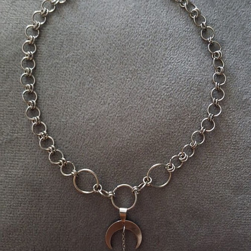 Handmade Stainless Steel Chainmail Choker with Pendant and Fresh Water Pearls