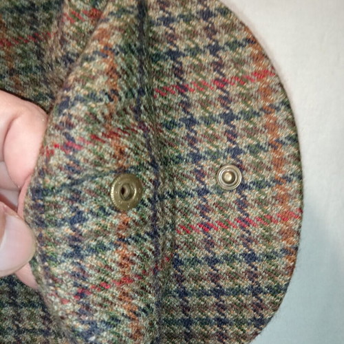 GIPO flat cap new, all-wool Glen check pattern, size Small 56