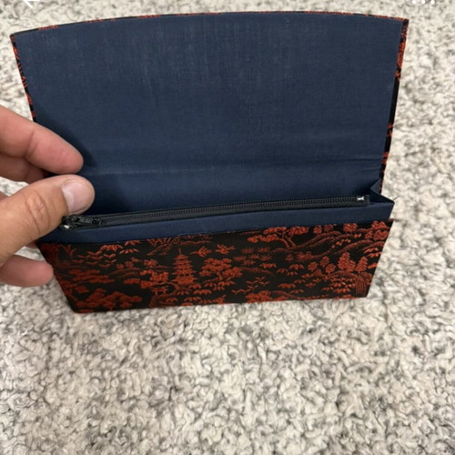 Vintage Japanese Brocade Fabric Wallet Clutch like new