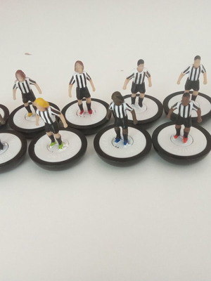 Subbuteo PAOK figures used, without goalkeeper