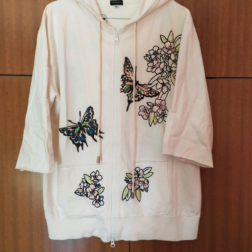 Unconditional sweatshirt jacket with embroidered butterflies like new, white, size M