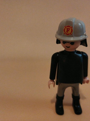 Playmobil пожарникар като нов