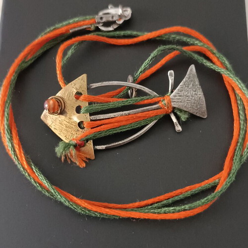 Silver necklace 925 with fish and threads, like new