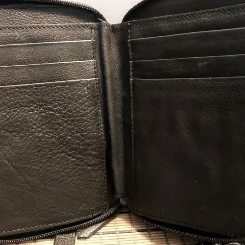 Black shoulder bag with wallet like new and studs