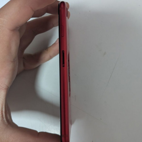 iPhone SE 2020 used, broken back, no SIM tray, no touch ID, no home button