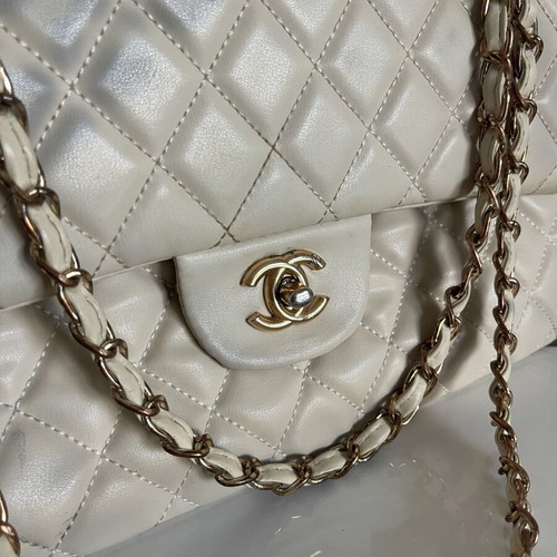 Chanel double flap leather shoulder bag, off white