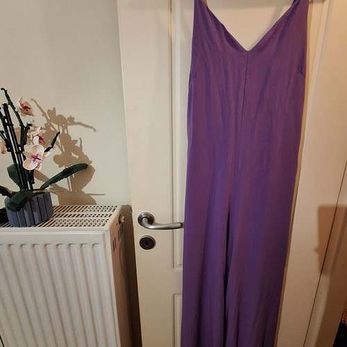 Wide purple jumpsuit with adjustable straps, S-M