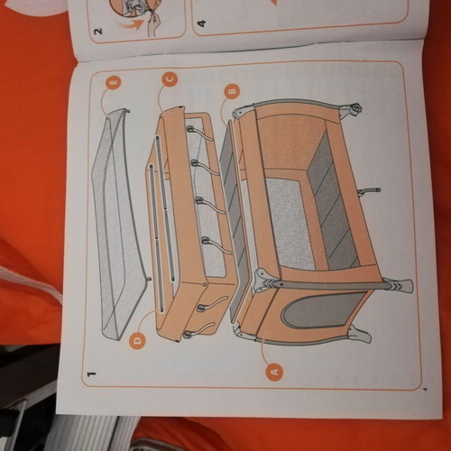 Inglesina Lodge orange playpen used, two-level