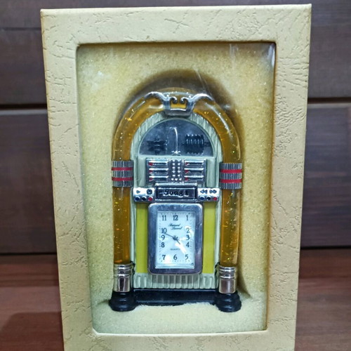 Jukebox enamel tabletop clock new