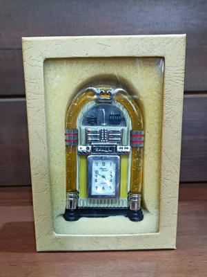 Jukebox enamel tabletop clock new