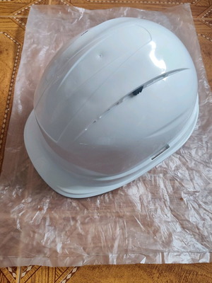 Deltaplus Construction Helmet PPE Safety Hat New Adjustable Lightweight White