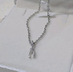 Silver necklace new for everyday use