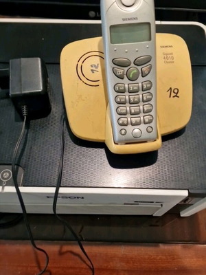 Siemens Gigaset 4100 Classic cordless phone used