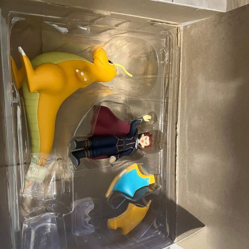 Pokemon Figure Lance & Dragonite 1/20 World Kanto Region like new