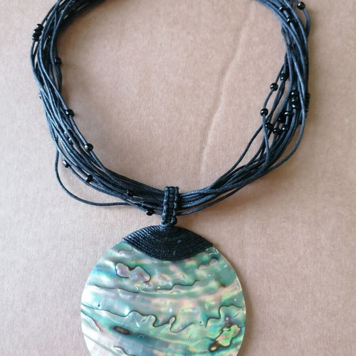 Boho necklace with Abalone shell and black cotton thread with stones new