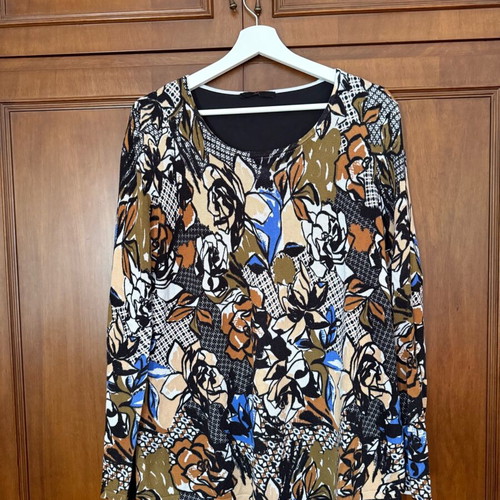 Emilia Lay blouse like new, size L/XL, multicolored