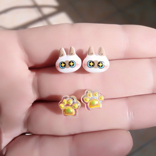 Hypoallergenic cat earrings new, pack