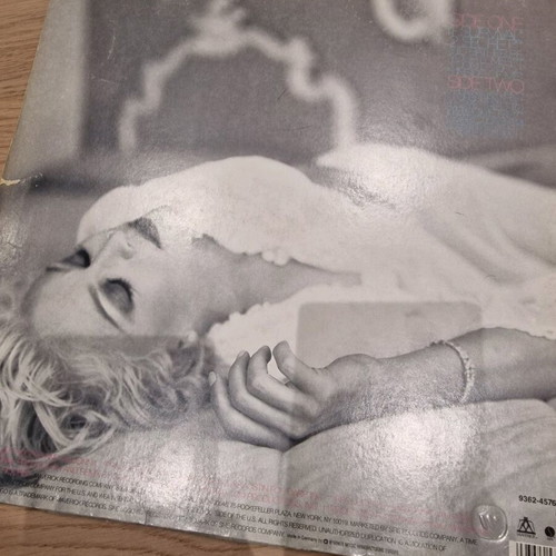 Madonna vinyl records used, set of 4, pop