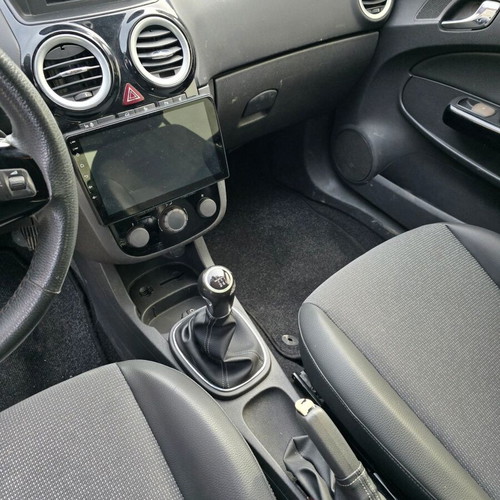 Opel Corsa 1.7 Diesel car, 2008, manual transmission
