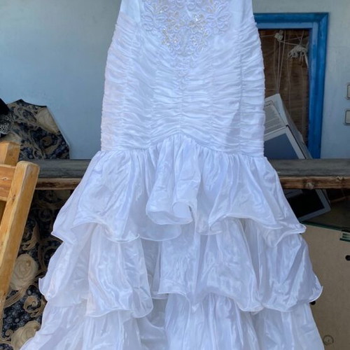 Wedding dress like new, size M/38/10, excellent condition