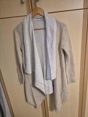 ZARA Knit cardigan size M like new, beige with gray collar