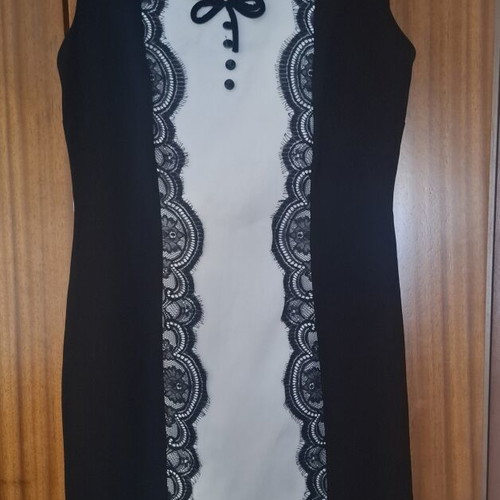 Midi sleeveless dress black and white like new, size S