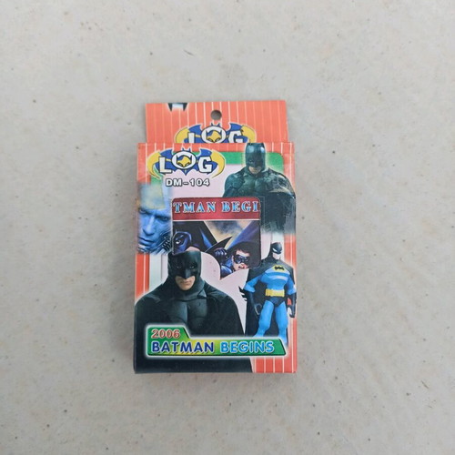 Batman Begins 2006 Cards in Orange Box used
