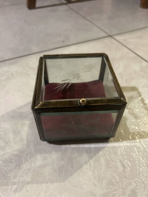 Antique box used with crystal glass and brass details