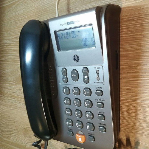 Thomson wired phone used, silver, fully functional