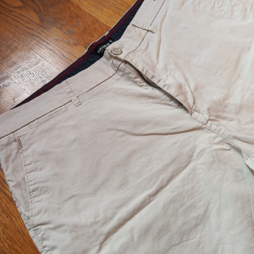 Pull & Bear men's bermuda shorts XL white like new