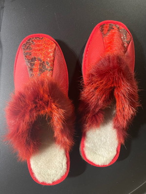 Leather women's slippers new, with fur, size 40, red