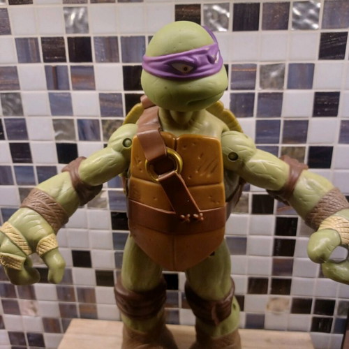 Donatello figure used 26cm