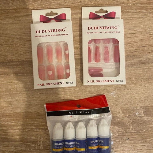 Set of fake nails with glue new
