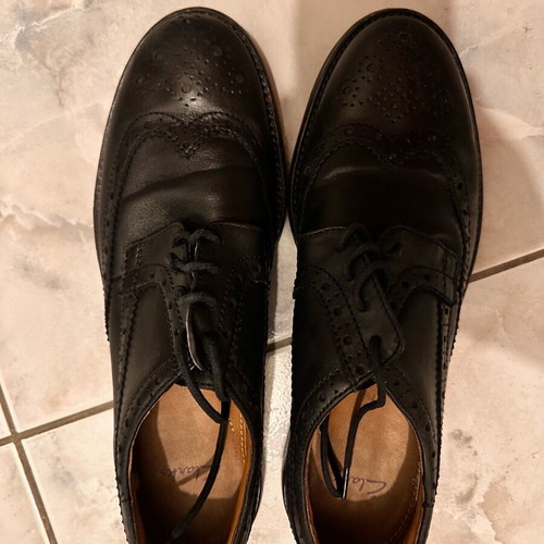 Lacoste men's shoe black like new, size 43