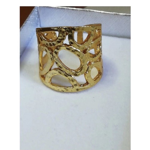 Open ring like new, gold color