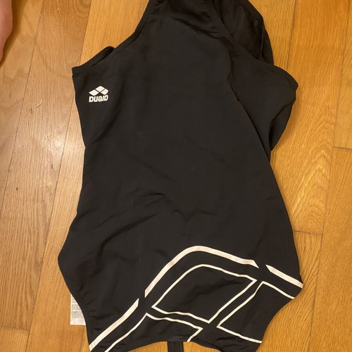 Arena swimsuit like new, black and white, sizes S/M
