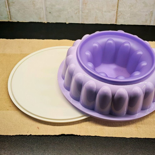 Tupperware jelly mold large 2.5lt new