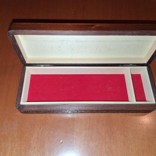 Carved wooden jewelry box new